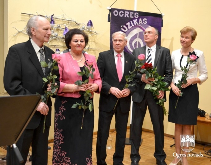 Ogrei 85. Pasākums Ogres mūzikas skolā
