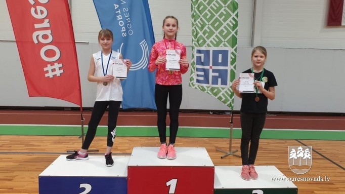 Ogres novada sporta centrā aizvadītās vieglatlētikas sacensības U-12 grupā