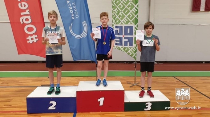 Ogres novada sporta centrā aizvadītās vieglatlētikas sacensības U-12 grupā