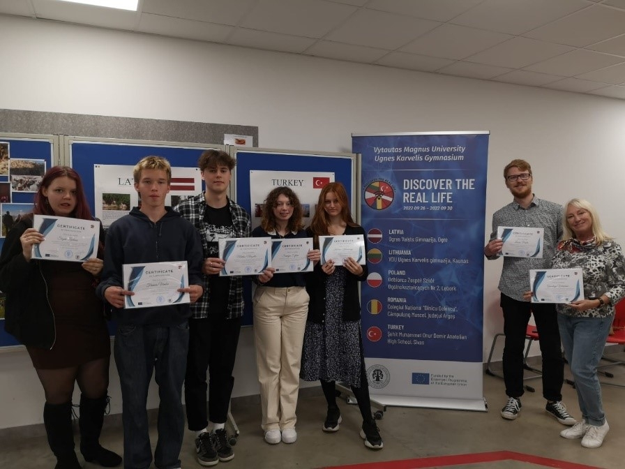Ogres Valsts ģimnāzijas skolēni un skolotāji turpina savu Erasmus+ projektu maratonu