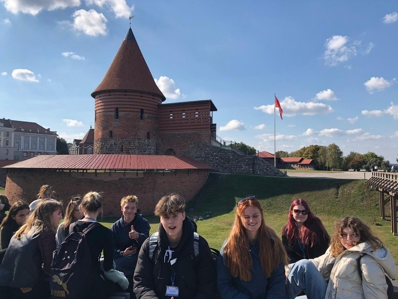 Ogres Valsts  ģimnāzijas skolēni un skolotāji turpina savu Erasmus+ projektu maratonu