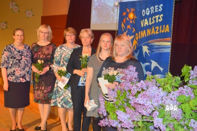 Ikgadējais pasākums “Pieņemšana pie direktores” Ogres Valsts ģimnāzijā