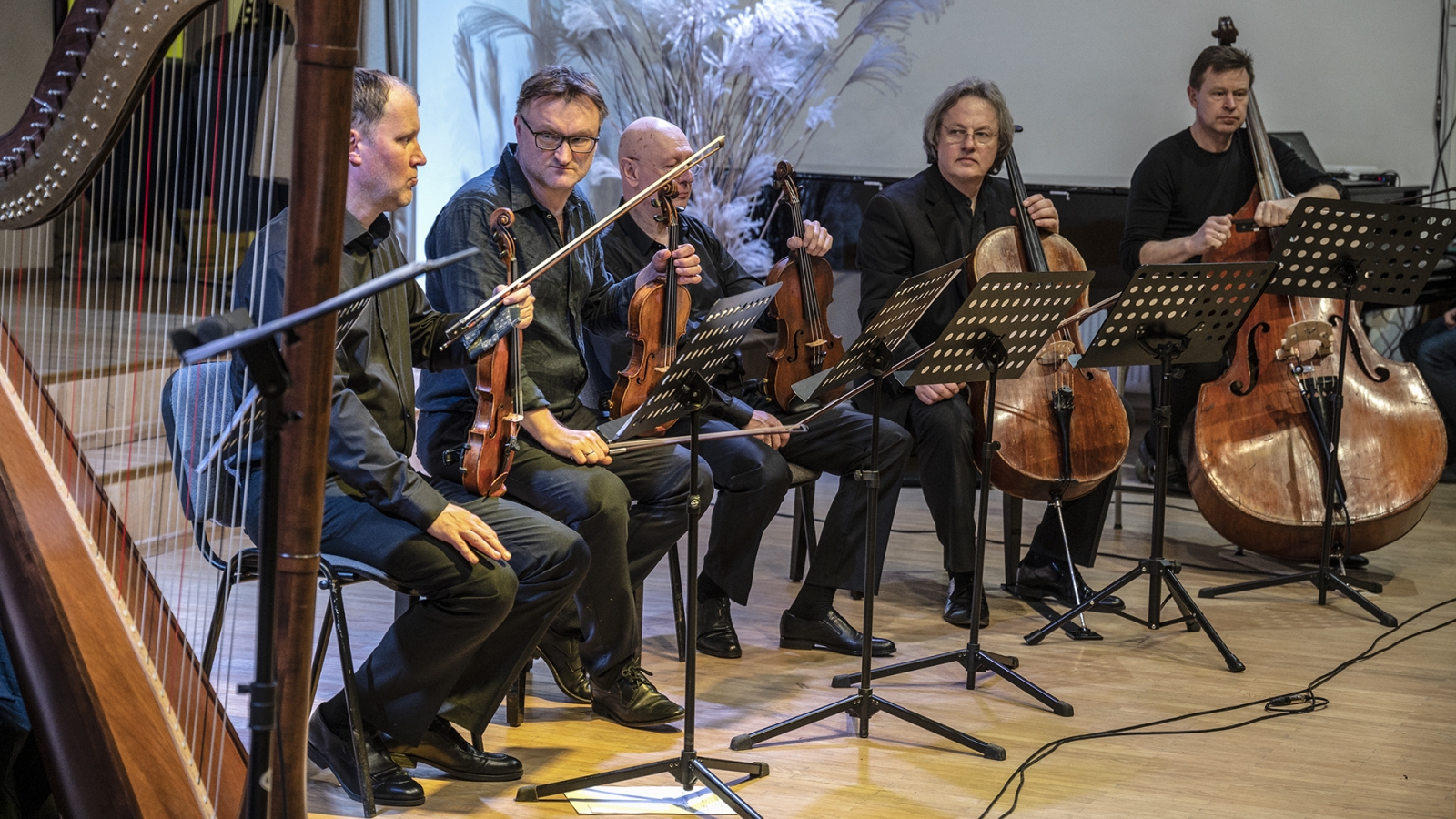 Aizvadīts koncertsarunu cikls “Muzikālās personības” ar Raimondu Tiguli