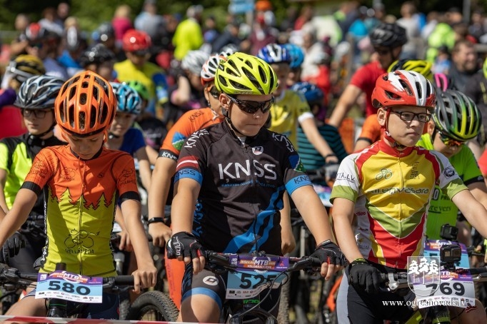Ar ļoti kuplu dalībnieku skaitu aizvadīts Ikšķiles MTB velobrauciens