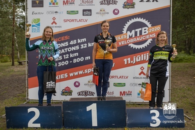 Ar ļoti kuplu dalībnieku skaitu aizvadīts Ikšķiles MTB velobrauciens