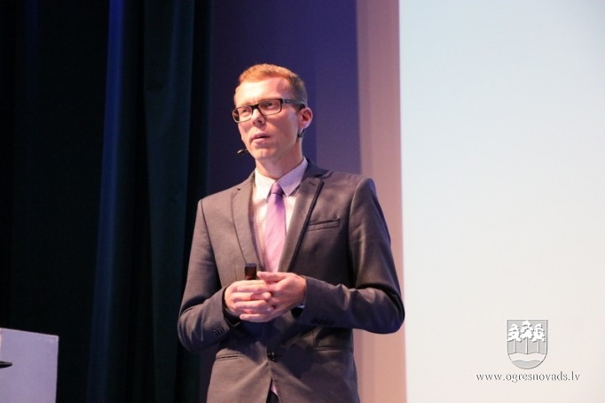 Ogrē norisinās Skola2030 konference “Skola katram bērnam” (08.10.2020.)