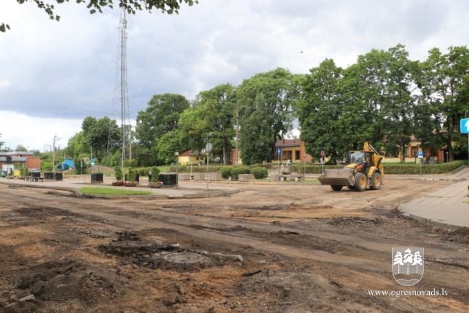 Skolas ielā rit pārbūves darbi, transporta kustība slēgta (08.07.2020.)