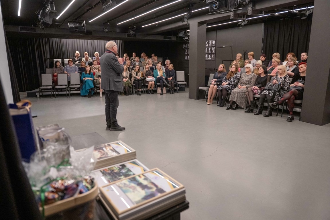 Jānis Kaijaks un Ogres novada Sociālā dienesta darbinieki