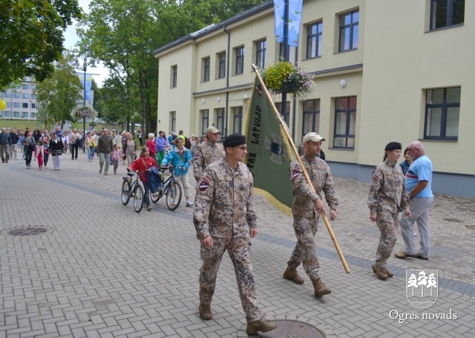Ogres pilsētas svētku gājiens 2015