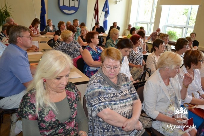 Ogrē tiekas novada pašvaldības iestāžu vadītāji