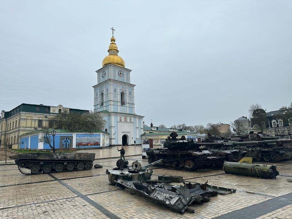 Ogres novada pašvaldības pārstāvji starptautiskā samitā Ukrainā 04.2023. 