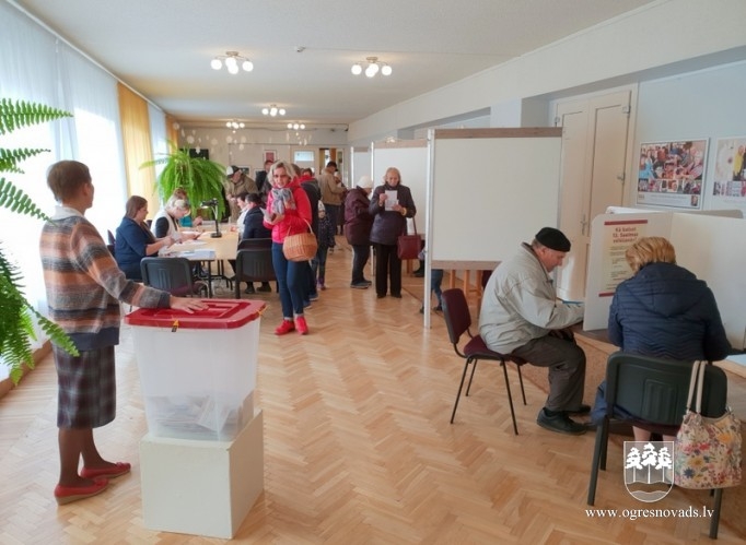 Suntažos vēlēšanu dienā gadatirgus un balle