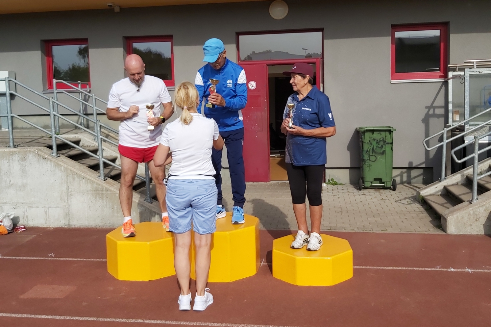 Ogres novada vecmeistariem 35 medaļas LČ Saldū