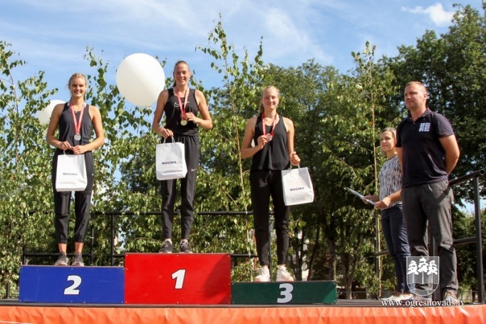 Latvijas čempionāts daudzcīņās un Ogres atklātais čempionāts pieaugušajiem un senioriem