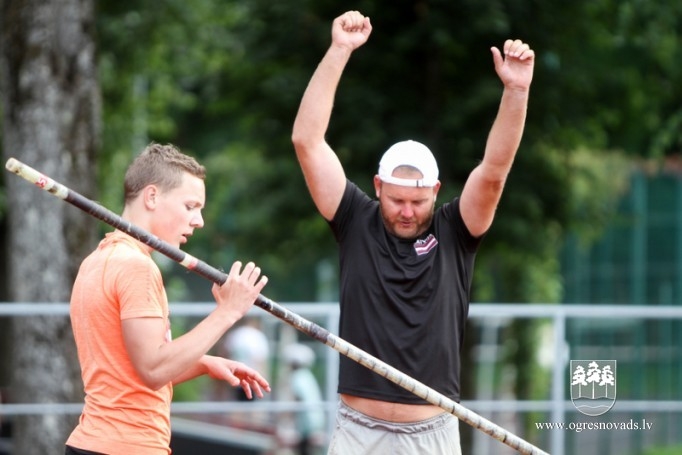 Latvijas čempionāts daudzcīņās un Ogres atklātais čempionāts pieaugušajiem un senioriem
