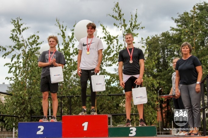 Latvijas čempionāts daudzcīņās un Ogres atklātais čempionāts pieaugušajiem un senioriem