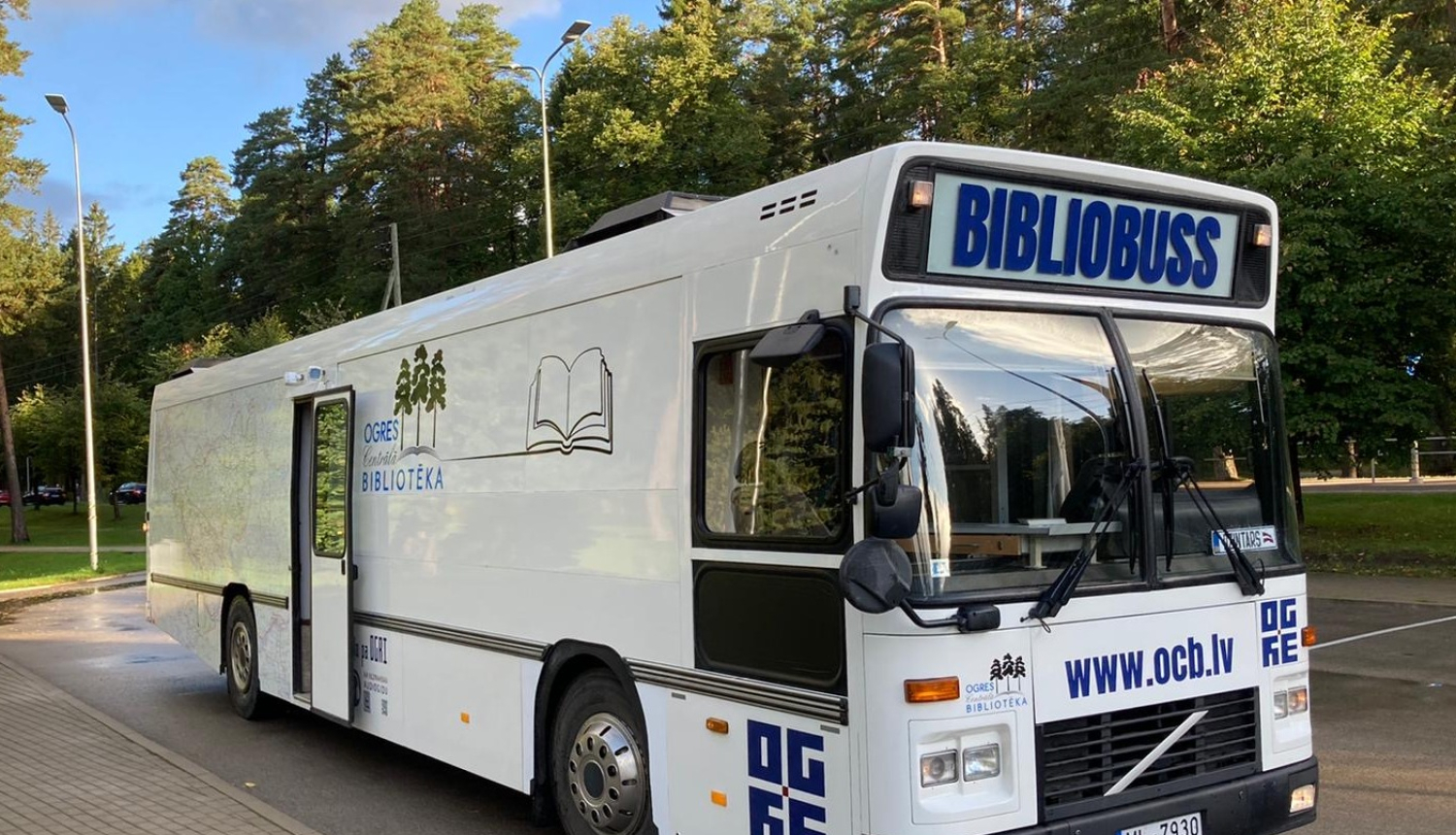 Bibliobuss reģistrēts Bibliotēku reģistrā kā mobilā filiālbibliotēka