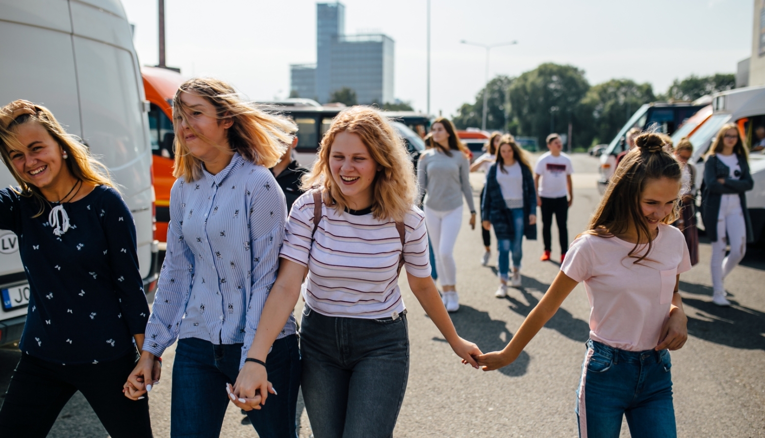 No 17. augusta skolas var pieteikties dalībai jaunā Latvijas Nacionālā kultūras centra (LNKC) īstenotā Eiropas Sociālā fonda Plus (ESF+) projektā “Kultūras norises kā pilsonisko līdzdalību veicinošs instruments”. 