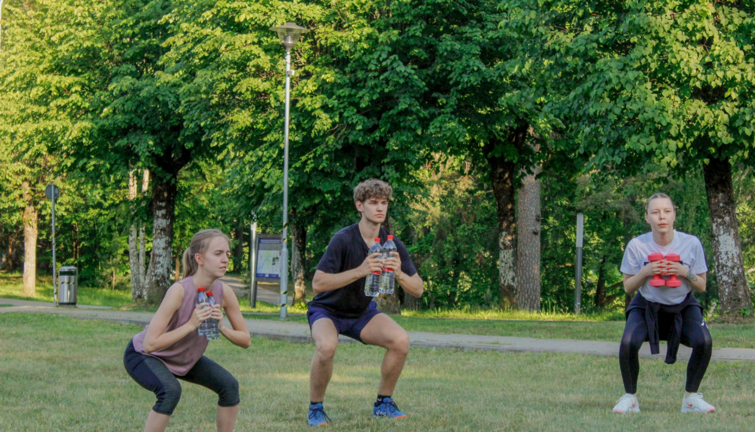 Krasta laukumā norisinās “RAGS Vingro”