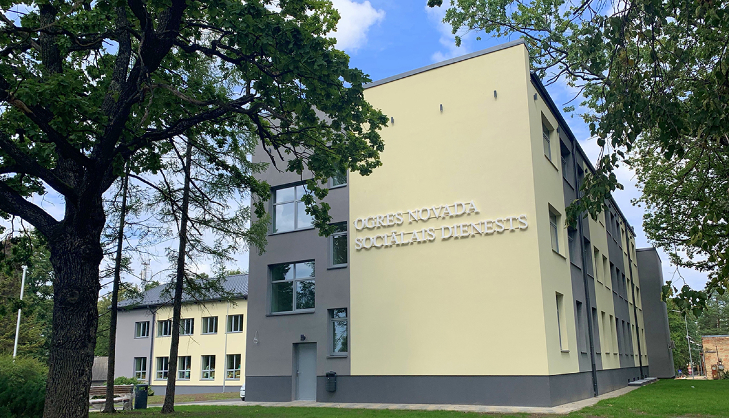 Ogres novada Sociālais dienests aicina darbā bērnu aprūpes un audzināšanas iestādes audzinātāju