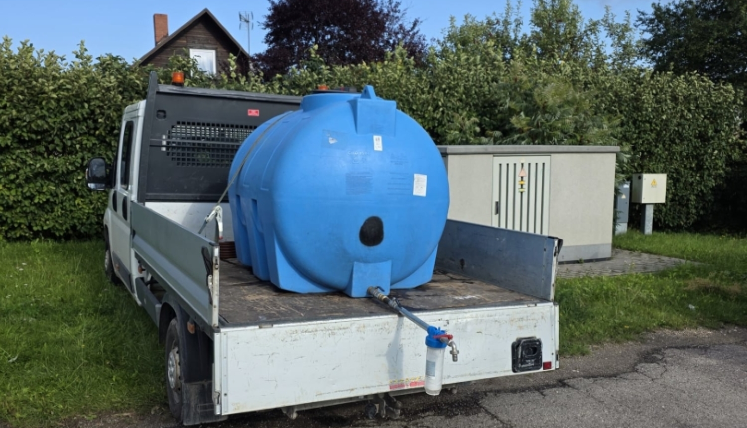 Dzeramā ūdens piegāde iedzīvotājiem Pārogrē, kuriem pēc vētras nav atjaunota elektroenerģija