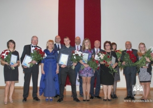 Latvijas Republikas dzimšanas dienā sumina novadniekus
