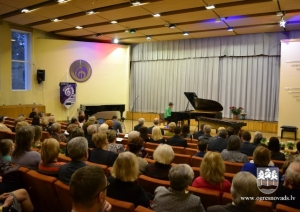 Ogres 88 gadu jubilejā sumina novada iedzīvotājus