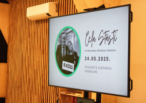 Iedvesmojoša tikšanās jauniešiem Ogrē – podkāsta “Ceļa Stāsti” aizkadra saruna ar Rihardu Kolu