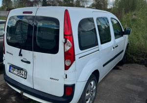 Kustamās mantas - automašīnas Renault Kangoo ar valsts reģistrācijas numuru HP5846 otrā atsavināšanas izsole