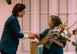 Dzintara Soduma balvas pasniegšana Astrīdai Kairišai. 19.08.2023.