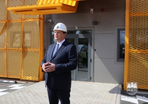 Pašvaldībai nodotas Pārogrē uzceltās elektronisko sistēmu ražošanas ēkas atslēgas