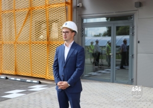 Pašvaldībai nodotas Pārogrē uzceltās elektronisko sistēmu ražošanas ēkas atslēgas
