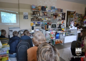 Tikšanās ar Natāliju Ketneri grāmatnīcā "Auseklis"