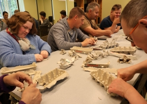 Cilvēki arī īpašām vajadzībām no Ogres projekta ietvaros viesojas Haapsalu Igaunijā