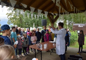 Rembatē svin “Dārzeņu festivālu”