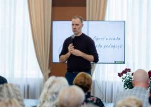Pašvaldība godina “Ogres novada Gada pedagogs 2023” laureātus un ilggadējos pedagogus