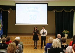 Jaunogres vidusskolai 50