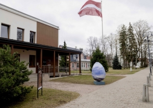 Liela Lieldienu ola pie Ogres Vēstures un mākslas muzeja
