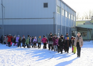 Ikšķilē sākusies mazskautu un guntiņu ziemas nometne “Tuk, tuk, kas tur?”