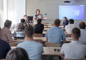 Ogres pašvaldības pārstāvji diskutē ar RTU studentiem par satiksmes organizāciju Ogrē