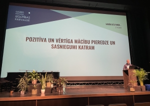 Ogres novada pedagogi gūst jaunas zināšanas konferencē “Vairāk kā stunda…”