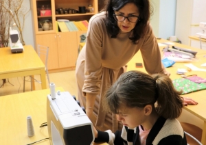 RTU Bērnu jauniešu universitāte aicina pieteikties programmā “Modes un tekstila tehnoloģijas”