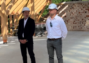 SIA "LAGRON" pārstāvji Nikolajs Ružanskis un Roberts Vecumnieks