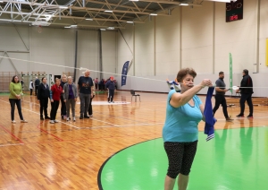 Ogres Invalīdu biedrības un Ogres Pensionāru biedrības aktīvie dalībnieki piedalās Sporta dienā