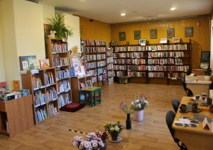 Tomes bibliotēkai 100
