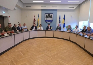 Ukrainas delegācija pieņemšanā pie Ogres novada domes vadības
