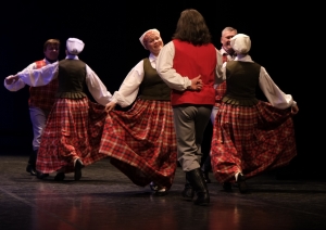 Ogres novada Kultūras centrā aizvadīts JAUNGADA SADANCIS