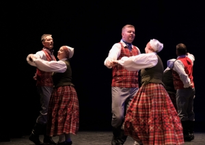 Ogres novada Kultūras centrā aizvadīts JAUNGADA SADANCIS