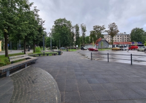 Laukums 10