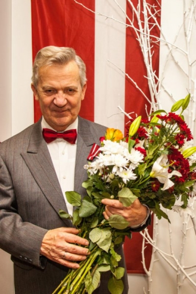 JĀNIS RIJNIEKS